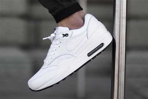 nike air max 1 essential 599820112 damen|Nike Air Max1 Essential Black White (Women's) .